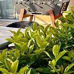 Отель The Originals City, Le Pavillon, Beziers Est