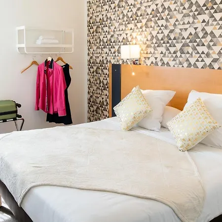 The Originals City, Le Pavillon, Beziers Est 3* Вильнёв-ле-Безье