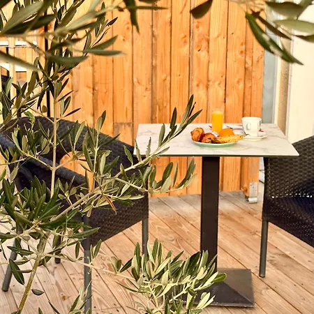 The Originals City, Le Pavillon, Beziers Est 3* Вильнёв-ле-Безье