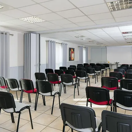 Отель The Originals City, Le Pavillon, Beziers Est 3*