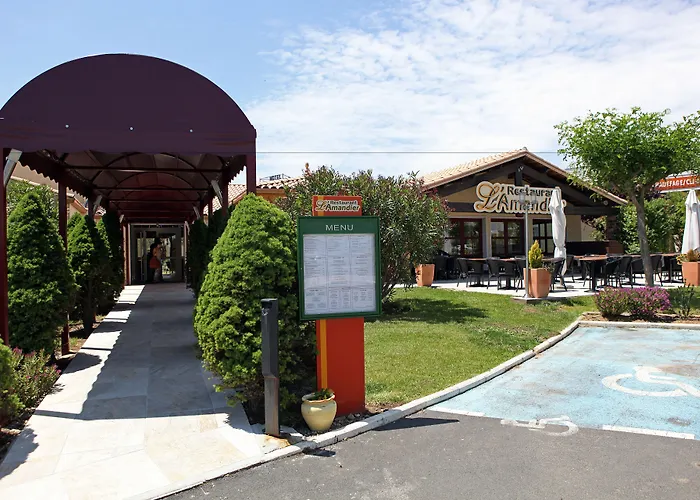 The Originals City, Le Pavillon, Beziers Est 3* Villeneuve-lès-Béziers